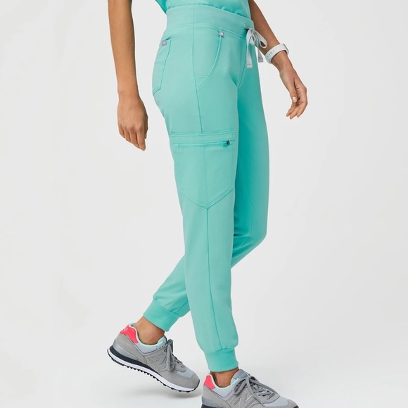 NWT FIGS FRESH AQUA SCRUBS SET CATARINA ZAMORA JOGGERS SMALL LIMITED ED - Picture 9 of 14